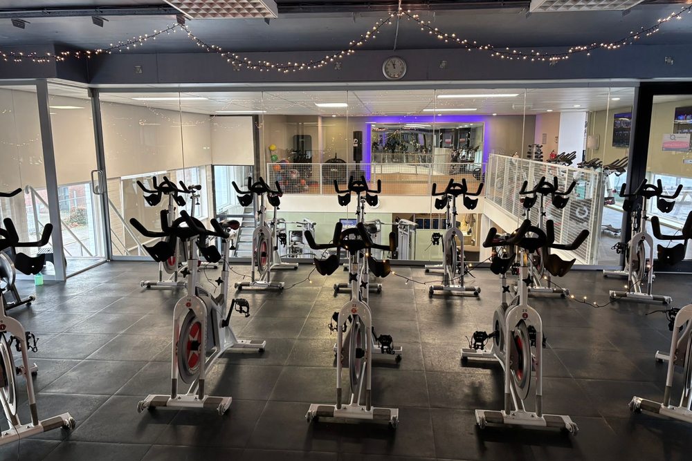 De spinningzaal van BeFit Bunde